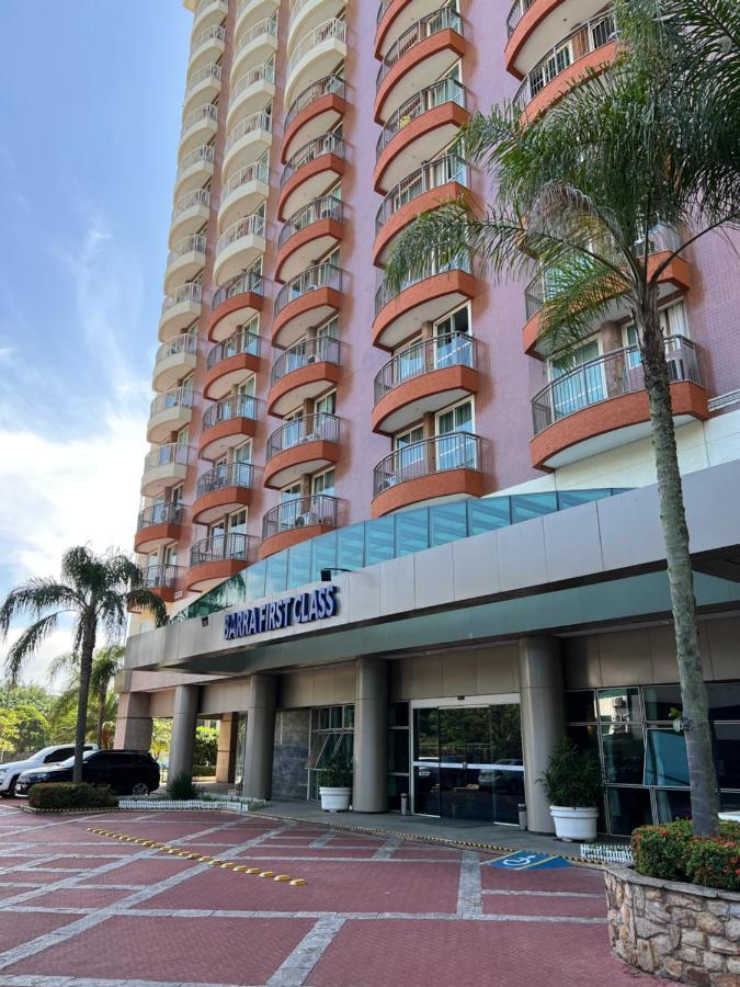 Flat Com Vista Panoramica -15- Na Barra Da Tijuca - Estacionamento Gratuito - Frigobar - Ar Condicionado - Piscina - Academia - Balsa Para Praia Gratis - Varanda - Vista Parcial Mar E Lagoa Rio de Janeiro Buitenkant foto