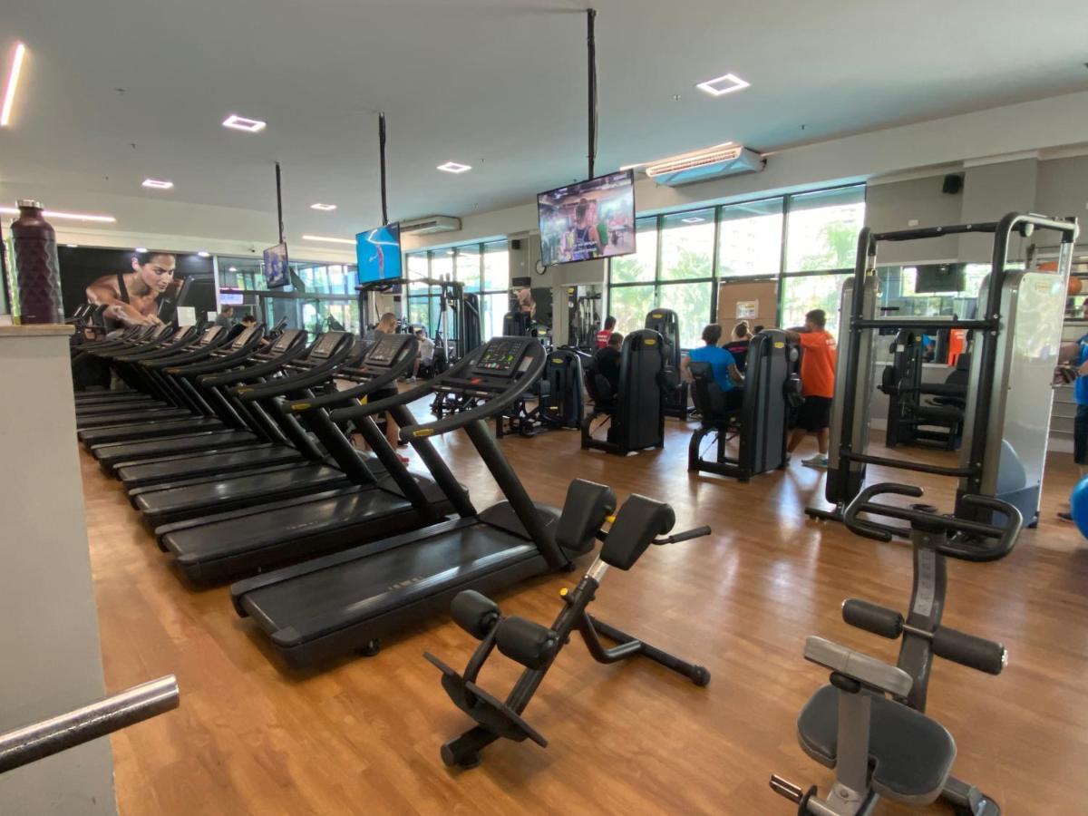 Flat Com Vista Panoramica -15- Na Barra Da Tijuca - Estacionamento Gratuito - Frigobar - Ar Condicionado - Piscina - Academia - Balsa Para Praia Gratis - Varanda - Vista Parcial Mar E Lagoa Rio de Janeiro Buitenkant foto